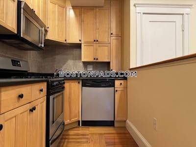 Brookline 3 Beds 2 Baths  Washington Square - $3,900 No Fee
