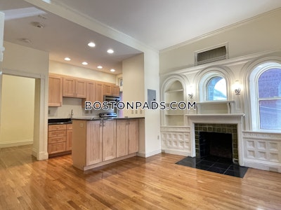 Back Bay 1 Bed 1 Bath Boston - $3,900
