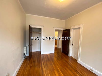 Malden 2 Beds 1 Bath - $2,350 No Fee