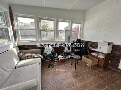 Brighton 4.5 Beds 2 Baths Boston - $4,000 50% Fee