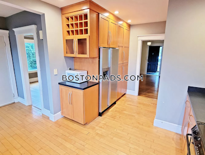 Brookline 3 Bed 1 Bath BROOKLINE- WASHINGTON SQUARE $4,400  Washington Square - $4,400