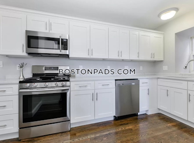 Dorchester 3 Beds 1 Bath Boston - $2,795 No Fee