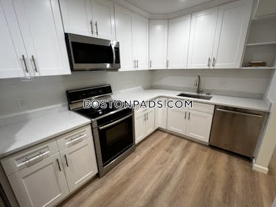 West Roxbury 2 Beds 1 Bath Boston - $2,800 No Fee