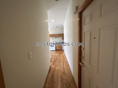 Somerville Great 2BD/1BA Somerville Apartment  Porter Square - $3,000