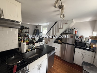Somerville 2 Beds 2 Baths  Dali/ Inman Squares - $2,950 No Fee
