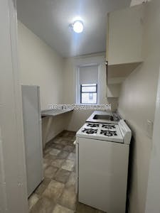 Allston Studio, 1 Bath Unit Boston - $2,300 No Fee