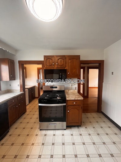 Dorchester Spacious 4 bed 2 bath available NOW on Gallivan Blvd in Dorchester!  Boston - $3,800 No Fee