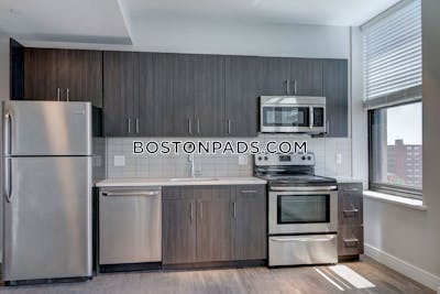 Lynn 1 Bed 1 Bath - $2,225 No Fee