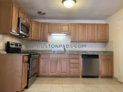 Brookline 2 Bed 1 Bath BROOKLINE- BOSTON UNIVERSITY $3,750  Boston University - $3,750 No Fee