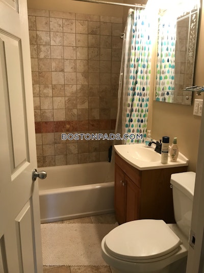 Medford 3 Beds 2 Baths  Tufts - $3,300