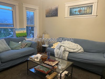 Somerville 4 Bed 1.5 Bath SOMERVILLE  Tufts - $6,250