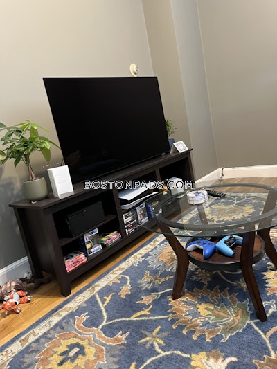 South Boston 2 Beds 1 Bath Boston - $3,200