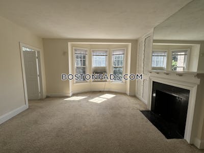 Brookline 2 Bed 1 Bath BROOKLINE- COOLIDGE CORNER  Coolidge Corner - $3,395 No Fee