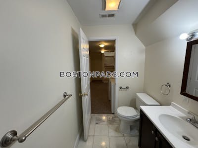 Brookline 3 Bed 2 Bath BROOKLINE- BOSTON UNIVERSITY $4,195 Boston University - $4,195
