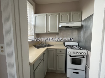 Lynn 1 Bed 1 Bath - $1,800 50% Fee