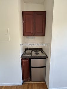 Mission Hill Studio 1 Bath Boston - $1,650 No Fee