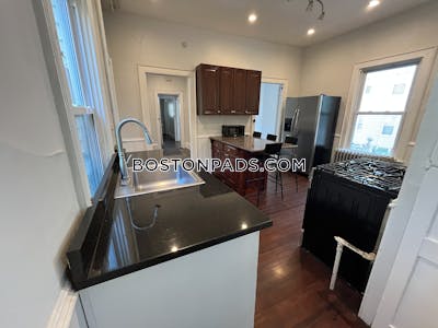 Somerville 5 Beds 1 Bath  Tufts - $5,900 No Fee