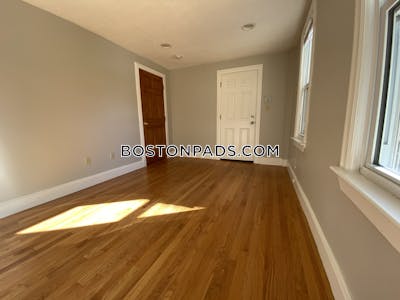 Cambridge Stunning 1 Bed 1 Bath on Franklin St  Central Square/cambridgeport - $3,175