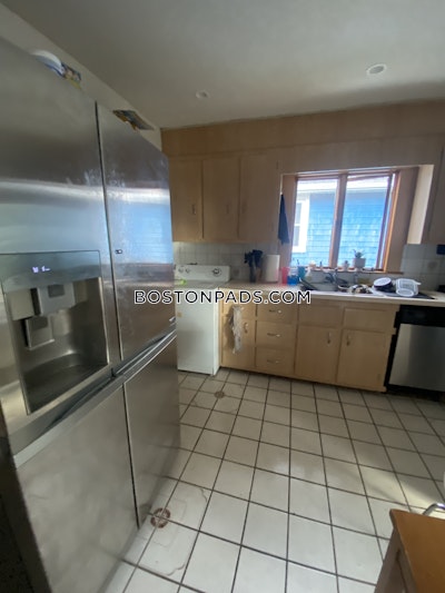 Somerville 6 Bed 1 Bath   Tufts - $6,000
