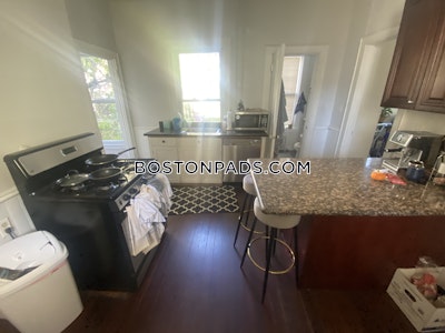 Somerville 5 Beds 1 Bath  Tufts - $5,750