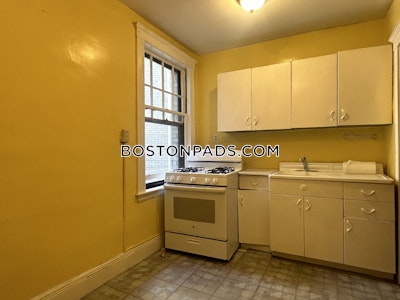 Brighton 1 Bed 1 Bath Boston - $2,250 No Fee