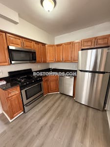 Brookline 4 Beds 2 Baths  Boston University - $4,000 No Fee
