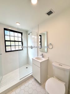 Cambridge 1 Bed 1 Bath  Harvard Square - $2,900 No Fee