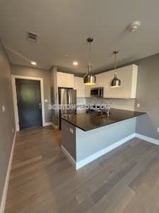East Boston 1 Bed 1 Bath Boston - $2,800 No Fee
