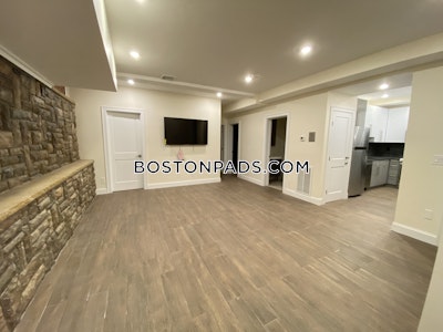 Brookline 3 Beds 2 Baths  Washington Square - $4,400 No Fee