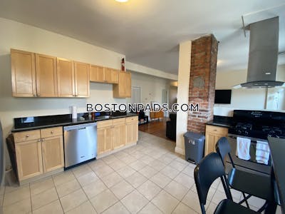 Mission Hill 4 Bed 1.5 Bath BOSTON Boston - $5,000 No Fee