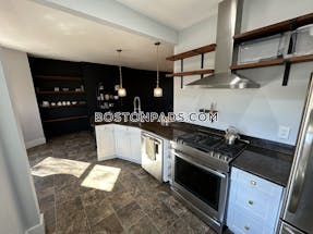 South End 3 Beds 2.5 Baths Boston - $7,900