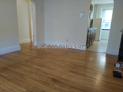 Malden 1 Bed 1 Bath MALDEN $1,800 - $1,900 No Fee