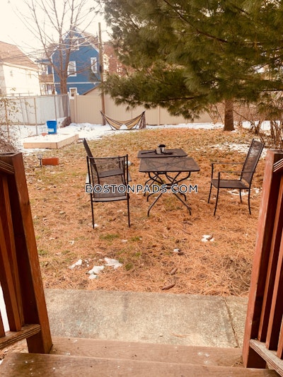 Dorchester Sunny 4 Bed 1 bath available NOW on Sudan St in Boston! Boston - $3,800