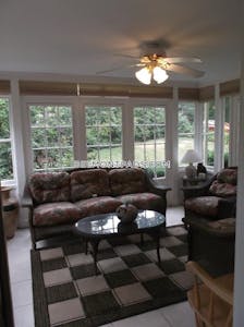 Belmont 5 bedroom 3.5 baths in BELMONT - $9,300