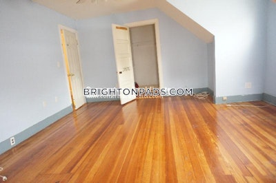 Brighton Apartment for rent 6 Bedrooms 2 Baths Boston - $6,200