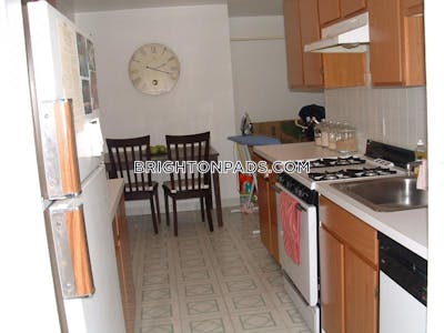 Brighton 2 Beds 1 Bath Boston - $3,100