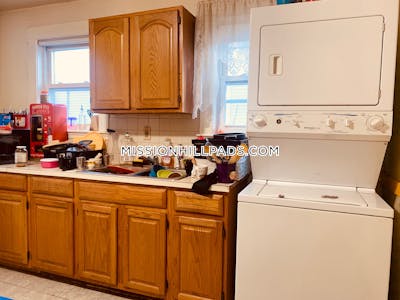 Mission Hill 2 Beds 1 Bath Boston - $3,400