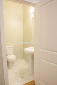 Roxbury 1 Bed 1 Bath BOSTON Boston - $2,200