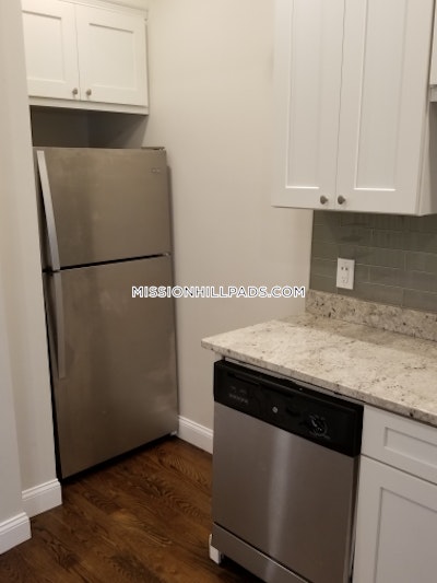 Roxbury Apartment for rent 4 Bedrooms 1 Bath Boston - $3,770