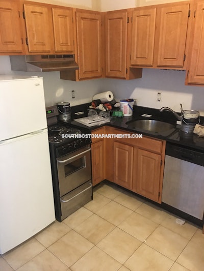 South Boston Great Studio 1 bath available NOW on Dorchester St in South Boston!!  Boston - $2,150
