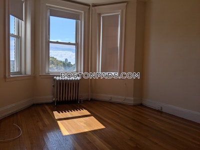 Fenway/kenmore Apartment for rent Studio 1 Bath Boston - $2,395 No Fee