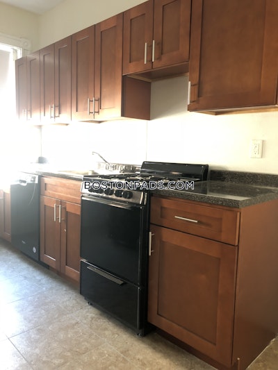 Brighton 3 Bed, 1 Bath Boston - $3,675 No Fee