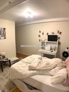 Brookline 4 Beds 2 Baths  Boston University - $6,800 No Fee