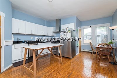 Cambridge Great 4 bed 1 bath available 9/1 on Prospect St in Cambridge!!   Central Square/cambridgeport - $4,600