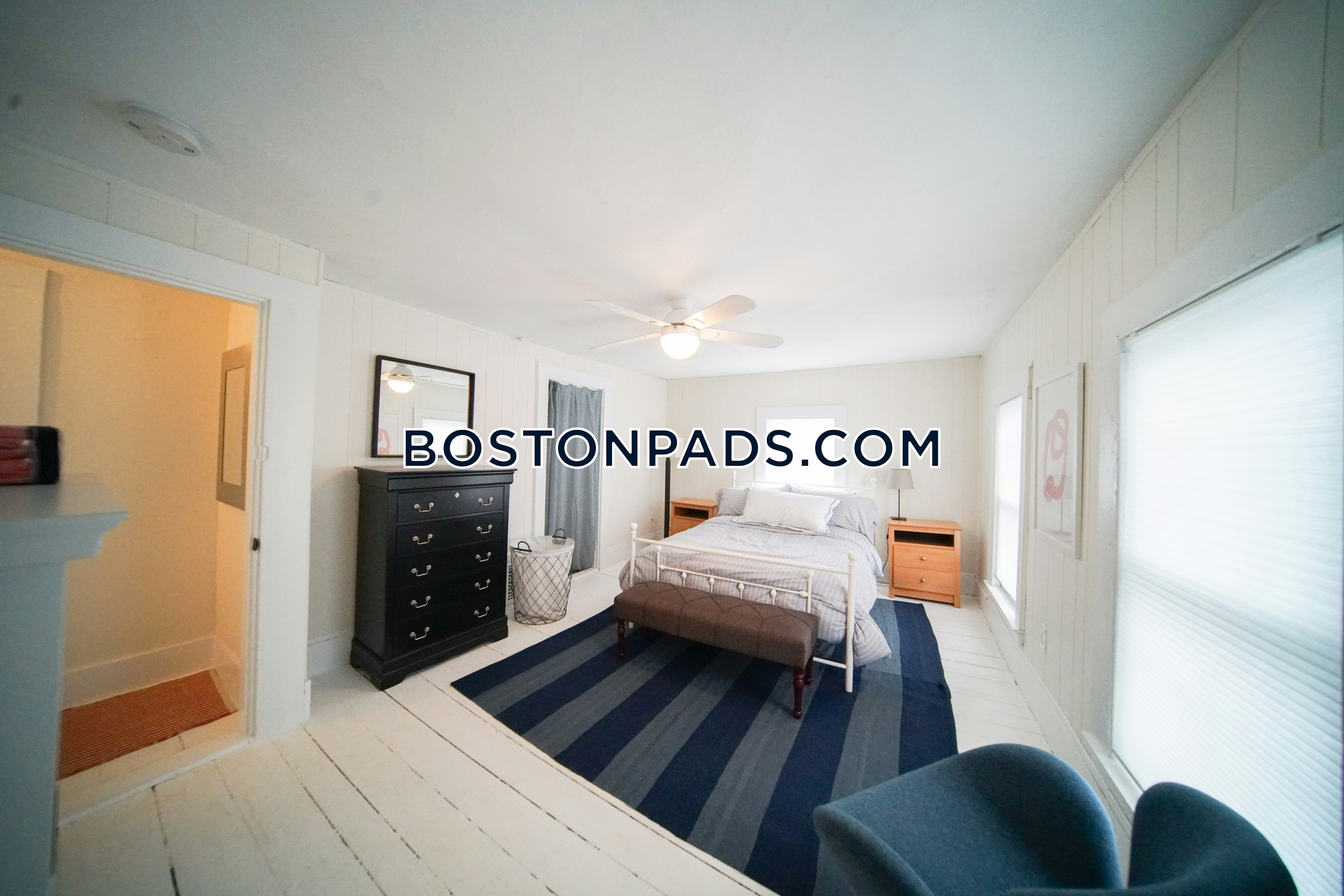 Cambridge Apartment For Rent 3 Bedrooms 1 Bath Central Square Cambridgeport 4 600