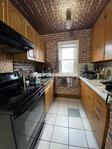 Medford 5 Beds Tufts  Tufts - $4,750