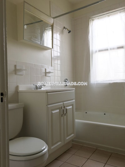 Somerville 1 Bed 1 Bath SOMERVILLE  Spring Hill - $2,250