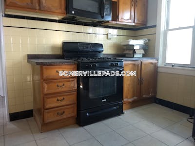 Somerville 5 Beds 2 Baths Tufts  Tufts - $5,500