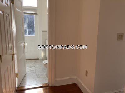 Newton Nice Studio available 2/1/23 on Centre St. in Newton   Newton Corner - $2,300