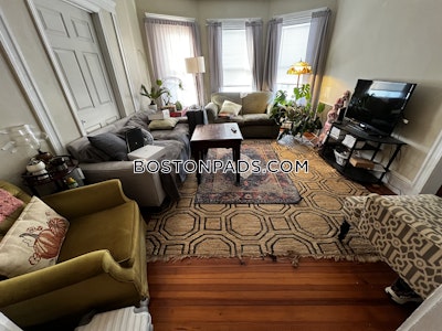 Somerville Apartment for rent 3 Bedrooms 1 Bath  Tufts - $3,300